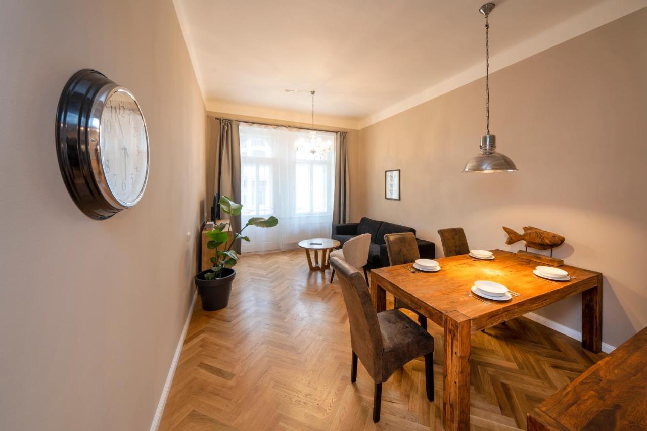 Apart Hotel Zborovska Prague Exterior photo