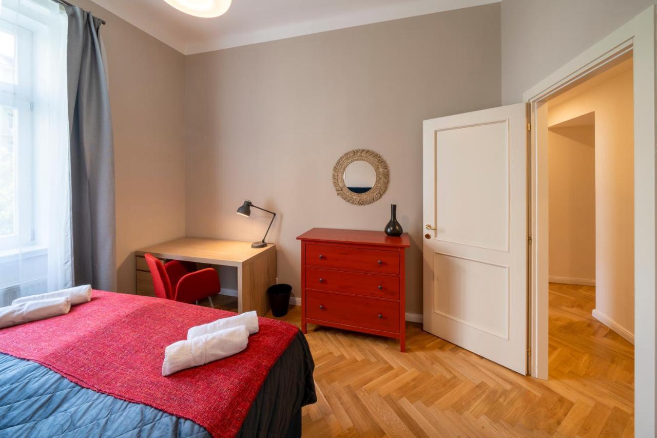 Apart Hotel Zborovska Prague Exterior photo